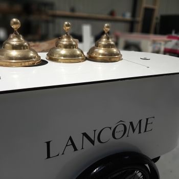 Eisfahrrad Lancome Logo Eisfahrrad Lancome Logo